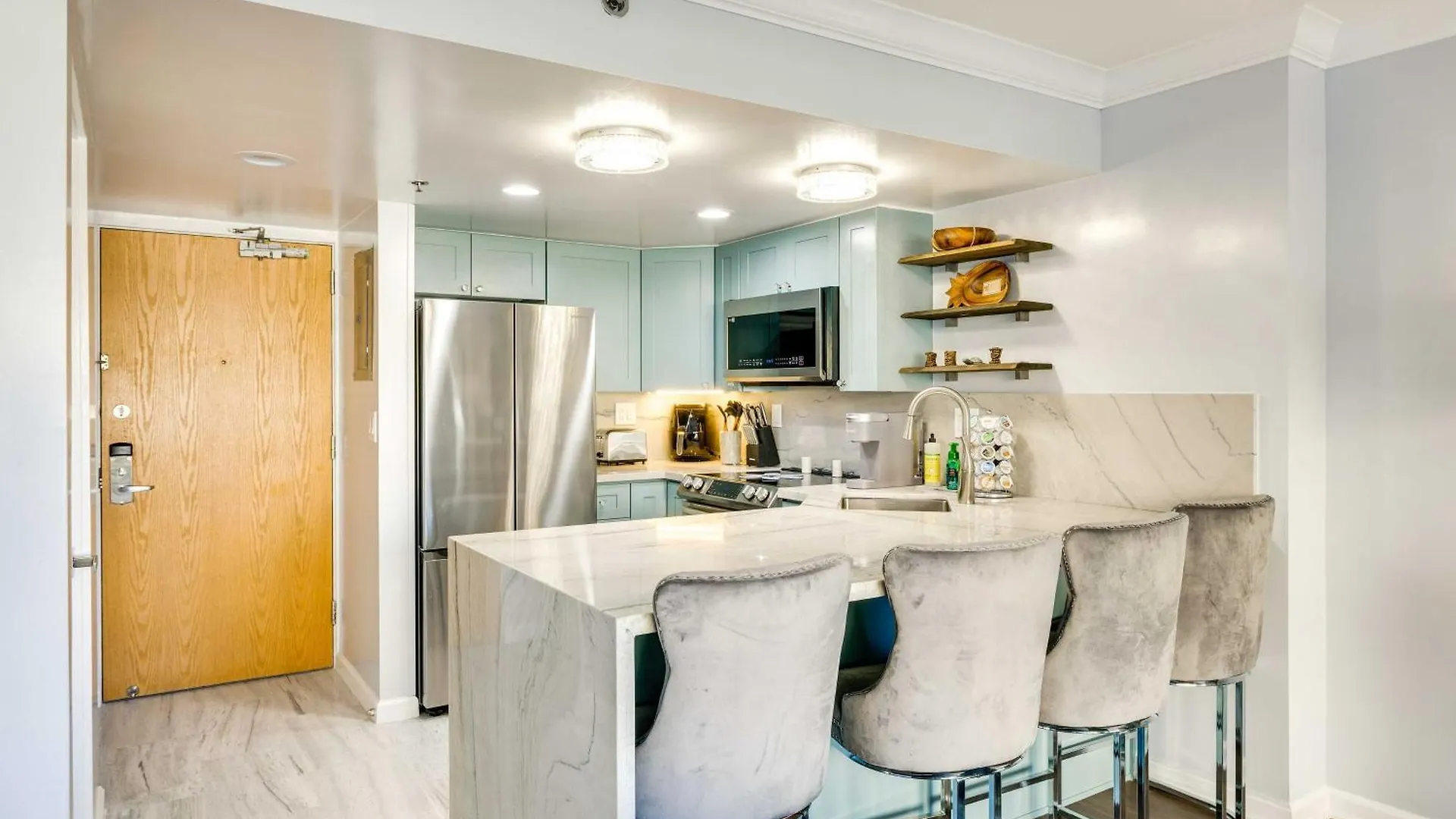 Apartment Honolulu Studio With Ocean View Parking Included! United States